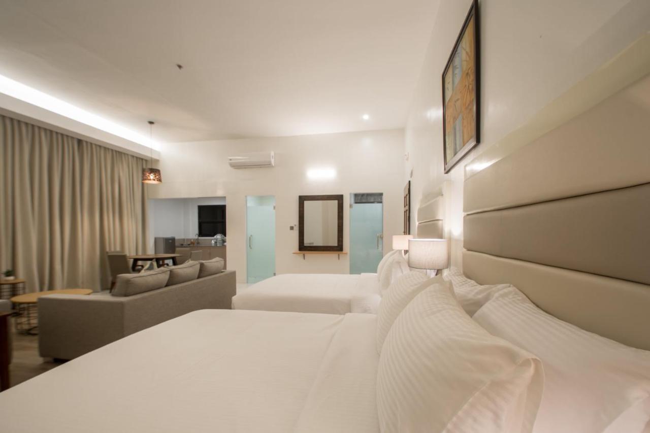 Marzon Hotel Kalibo Exteriör bild